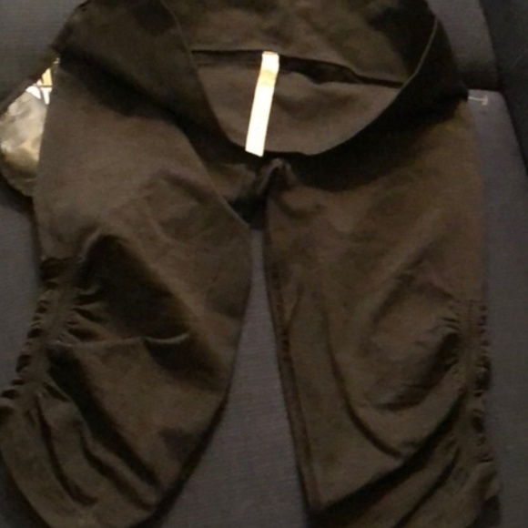 Lululemon In The Flow Crop II Heathered Deep Coal - Picture 6 of 7